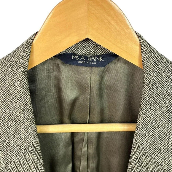 JOS A BANK Gordon Blazer Beige Herringbone Jacket Sport Coat Wool Silk Linen 40R - Picture 3 of 8